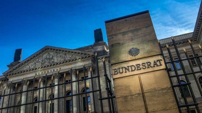 Die Forderungen der Länder zum Starke-Familien-Gesetz trafen beim Bundestag auf Gehör. Bild: bundesrat.de