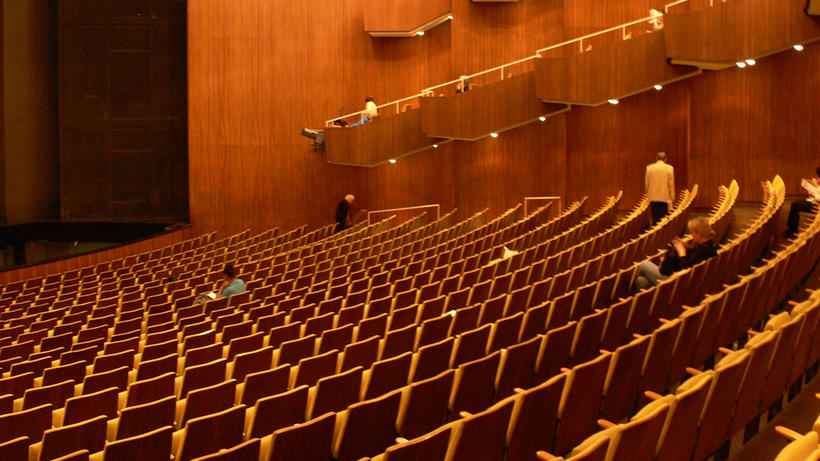 Auch die Deutsche Oper profitiert von der Etaterhöhung - Bild: Wikimedia Commons