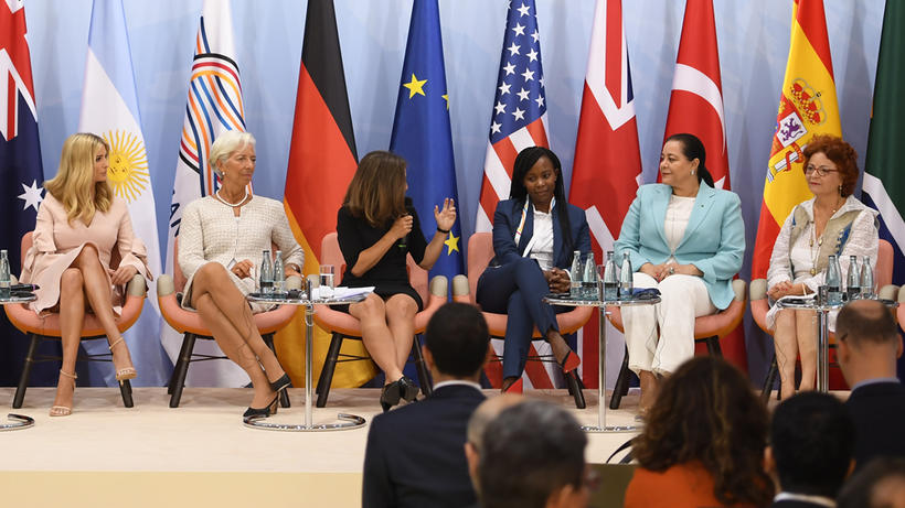 Paneldiskussion beim Women's Entrepreneurship Facility-Event im Rahmen des G20-Gipfels - Bild: BPA