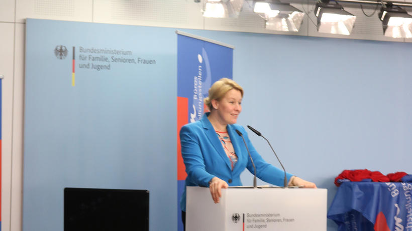 Bundesfamilienministerin Franziska Giffey - Bild: zwd