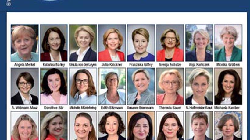96 Frauen, die wichtige Ämter im Bund, den Ländern und in der Europäischen Union bekleiden, sind auf den Umschlagseiten des zwd-EXTRAs abgebildet.