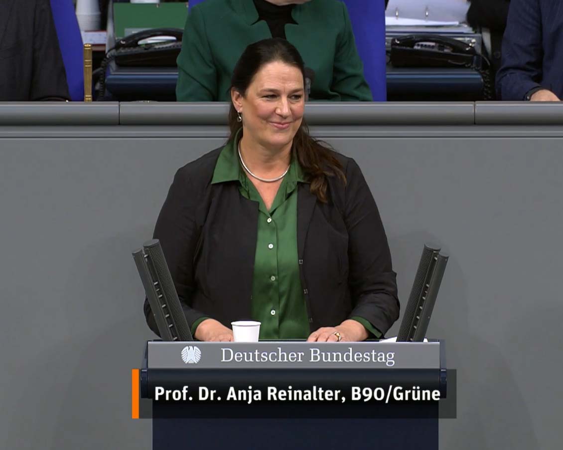 Dr. Anja Reinalter