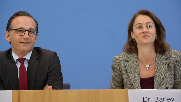 Bundesjustizminister Heiko Maas und Bundesfrauenministerin Katarina Barley bei der Pressekonferenz in Berlin. - Bild: zwd