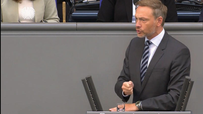 Bundesfinanzminister Christian Lindner in der Haushaltsdebatte des Bundestages / Quelle: Livestream DBT