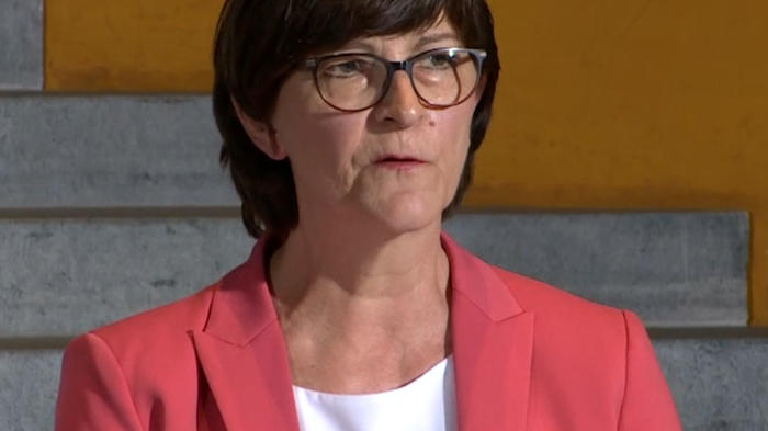 Saska Esken: Hilfen f&uuml;r bed&uuml;rftige Sch&uuml;ler*innen