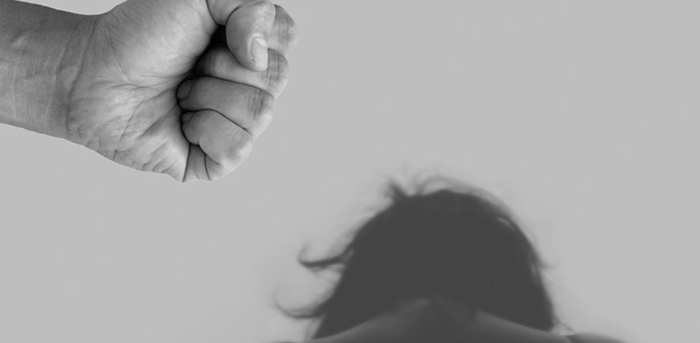Wirksamer Gewaltschutz erfordert nach Grünen-Ansicht umfassende Regelungen. - Bild: Pixabay