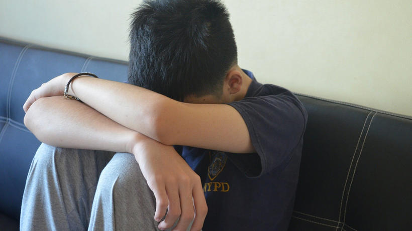 Einige Kinder gehen aus Angst vor Leistungsdruck nicht zur Schule - Bild: Pixabay / Bingo Naranjo