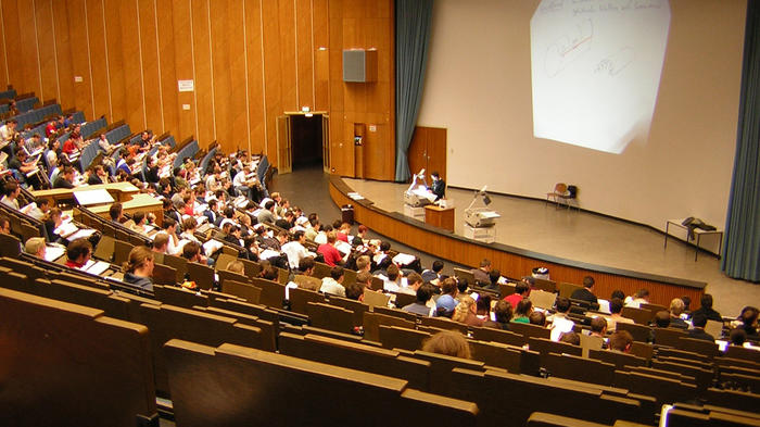 Ein H&ouml;rsaal in einer deutschen Universit&auml;t. Bild: RWTH Aachen.