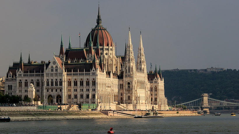 Ungarisches Parlament - Bild: Wikimedia.org
